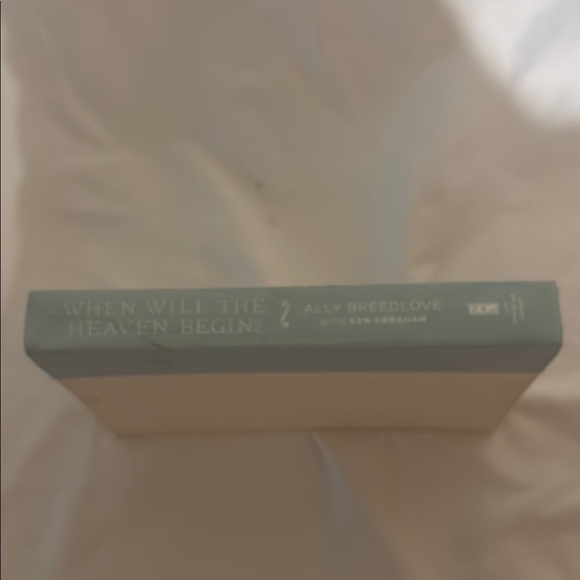 'When Will the Heaven Begin?' Decorative Book - Picture 3 of 5